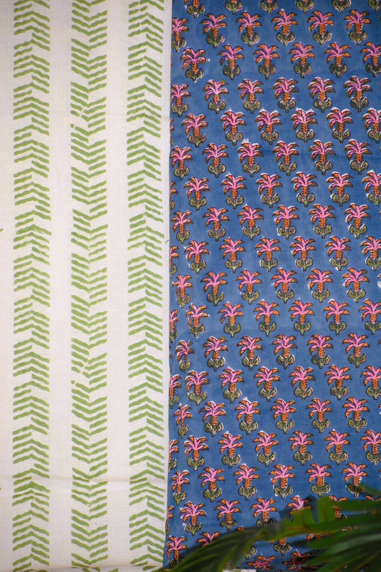 Small Floral Buti Hand Block Printed Cotton Suit With Malmal Dupatta