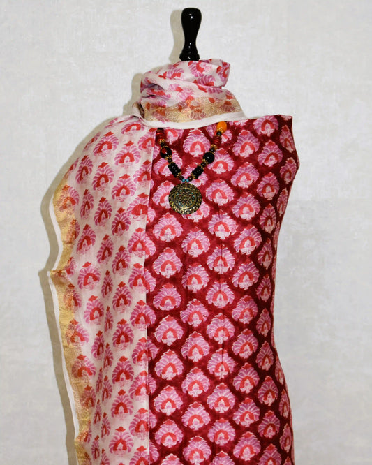 Sanganeri Red Small Floral Spade Buti printed Maheshwari Silk Suit Set