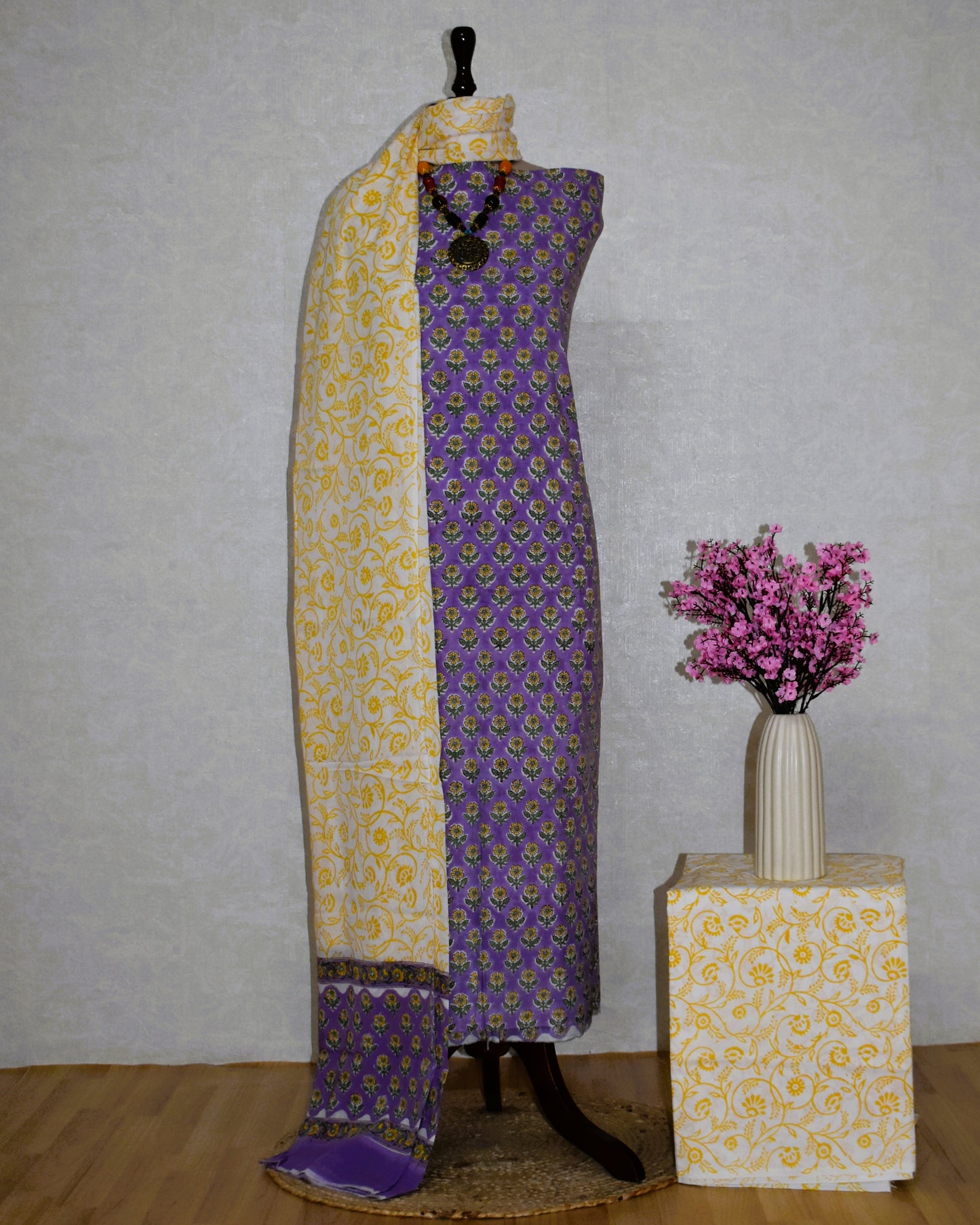 Lilac Small Floral Buti Hand Block Printed Cotton Suit With Malmal Dupatta
