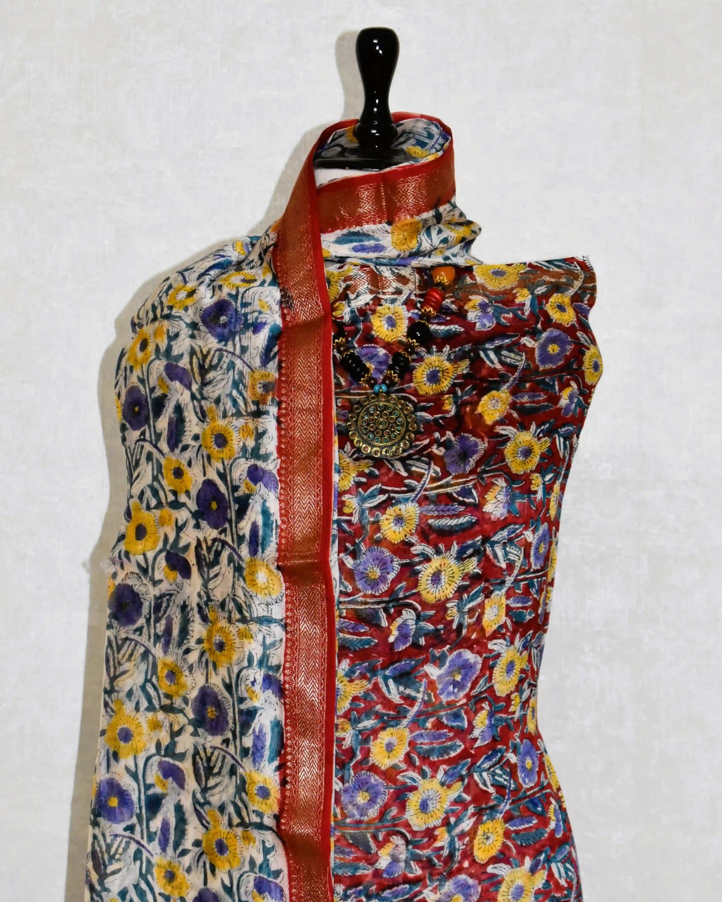 Sanganeri printed Maheshwari Silk Suit Set