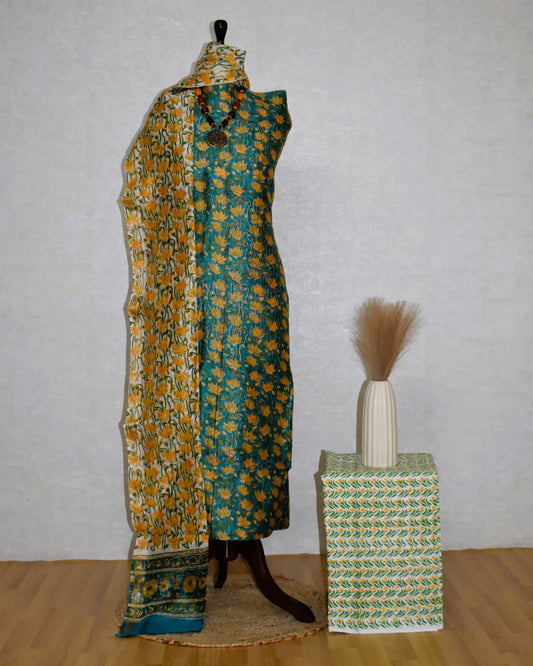 Sanganeri Green String of Flowers printed Maheshwari Silk Suit Set
