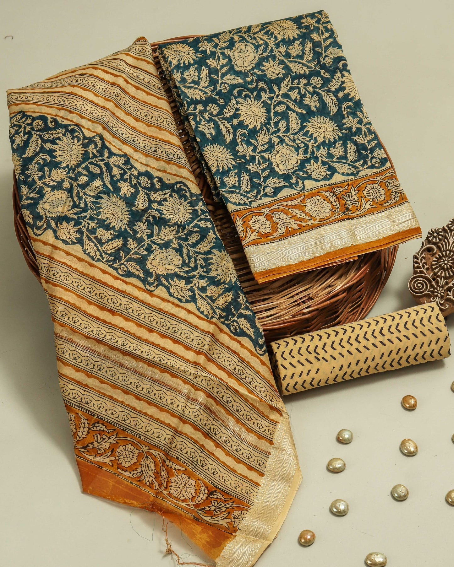 Mud-toned Sanganeri Floral print on Blue-Green Maheshwari Silk Suit Set