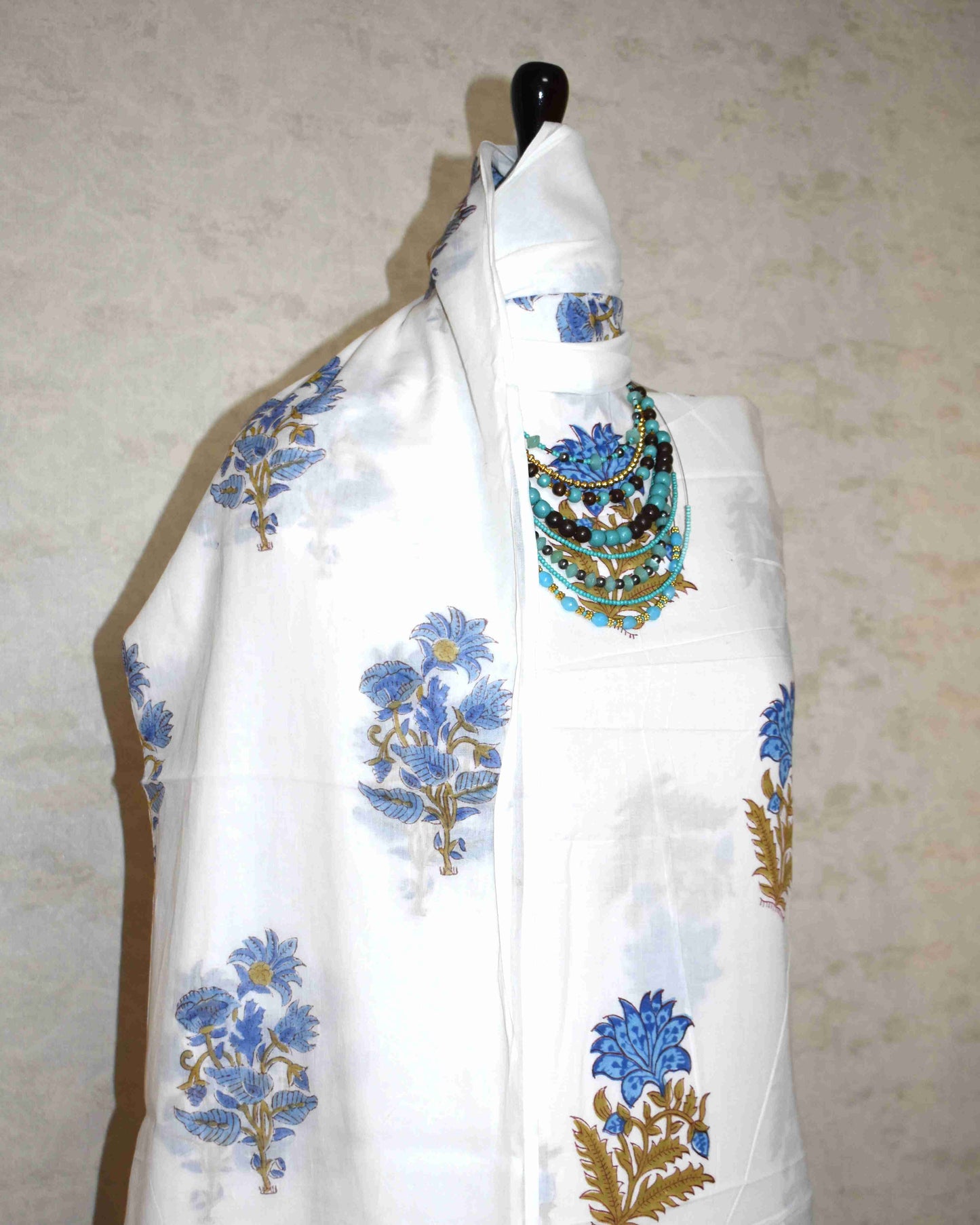 Sanganeri Hand Block Printed Unstitched Cotton Suit Set with malmal dupatta