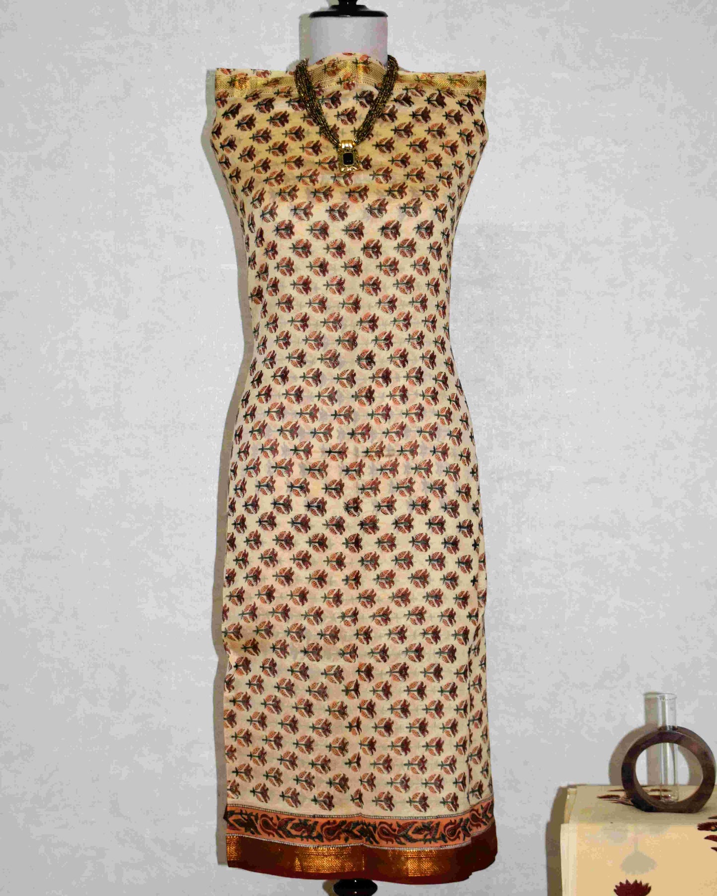 Red Sanganeri Floral Buti Print Maheshwari Silk Suit Set